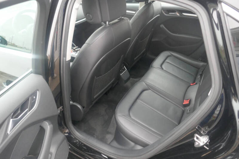 2016 Audi A3 2.0T quattro Premium Plus