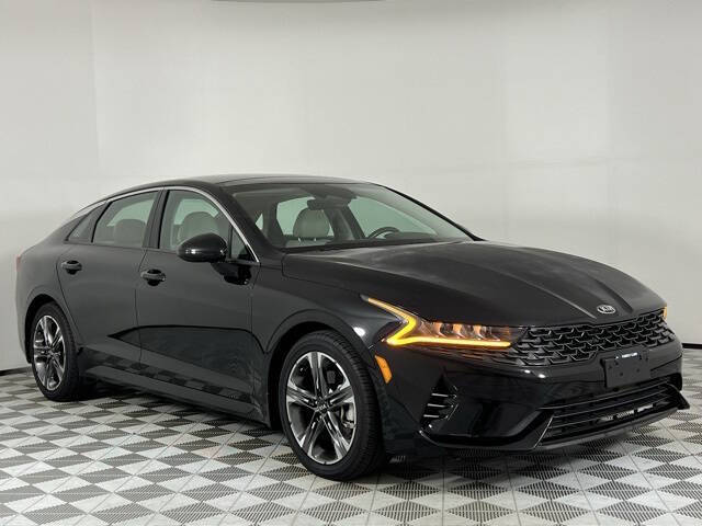 2021 Kia K5 EX's photo