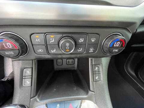 2017 GMC Acadia SLE-2