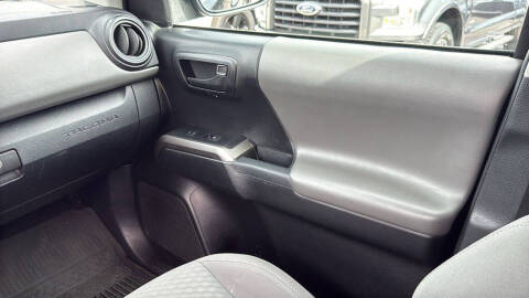 2022 Toyota Tacoma SR5 V6