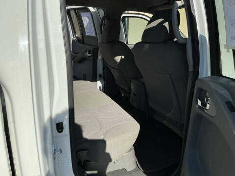 2021 Nissan Frontier SV