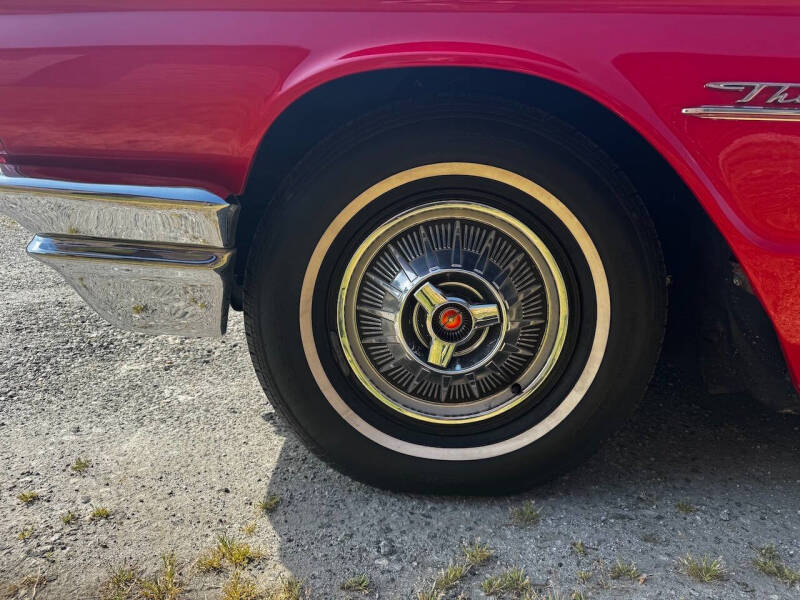 1964 Ford Thunderbird