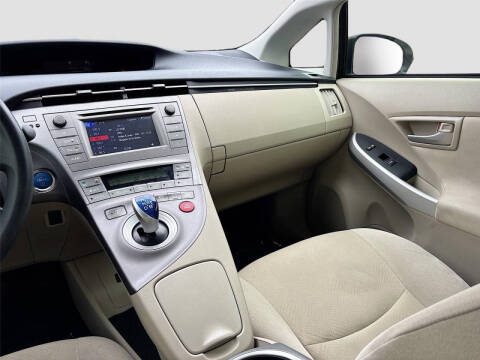 2015 Toyota Prius Two