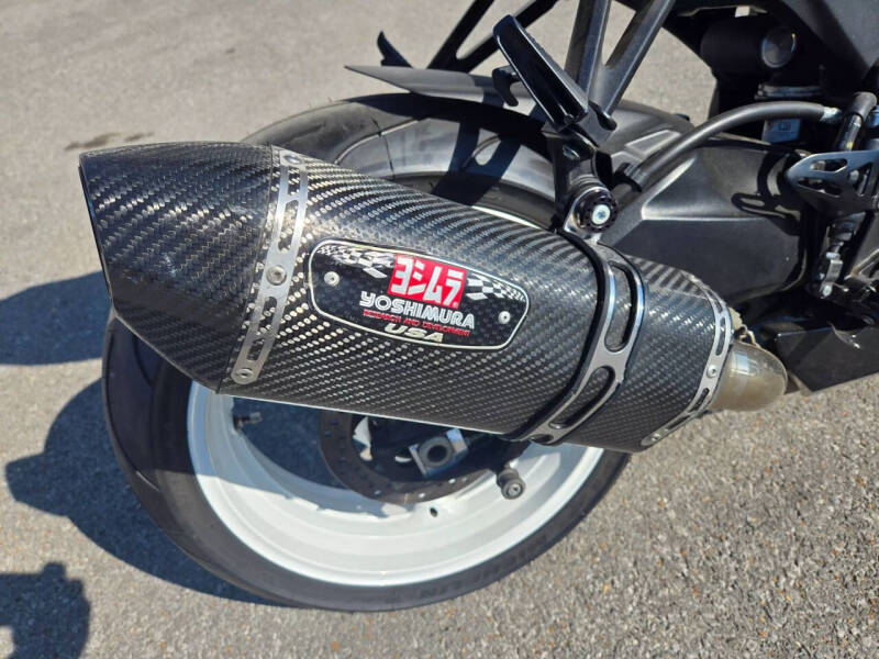 2019 Suzuki GSX-R600L9