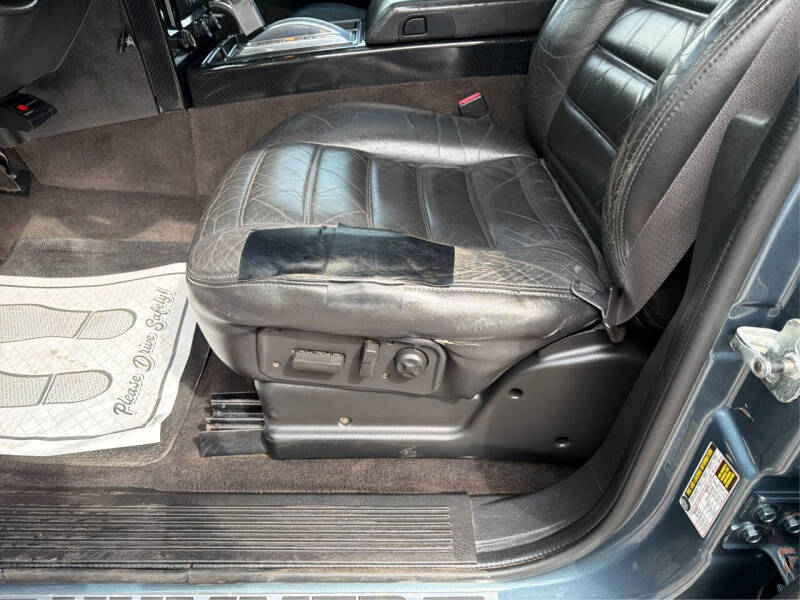 2005 HUMMER H2
