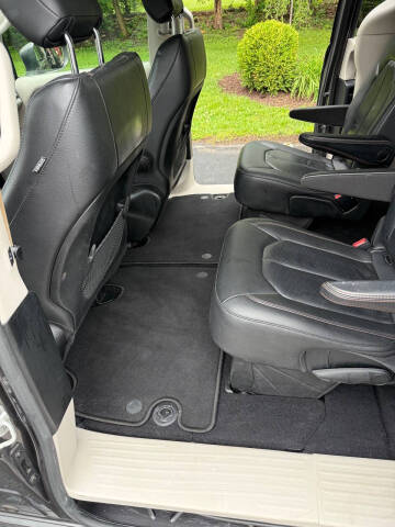 2019 Chrysler Pacifica Touring L