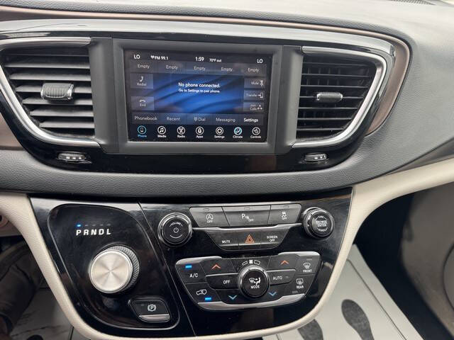 2019 Chrysler Pacifica Touring L