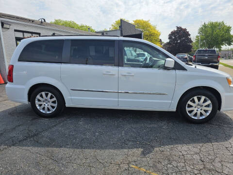 2015 Chrysler Town and Country Touring
