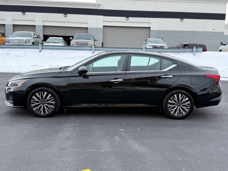 2023 Nissan Altima 2.5 SV