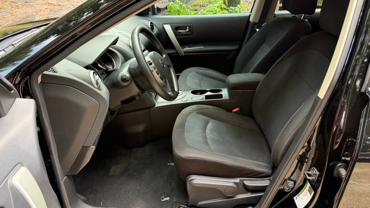 Black 2014 Nissan Rogue Select S S 4dr Crossover 19