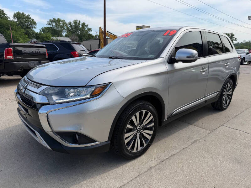 2019 Mitsubishi Outlander SE