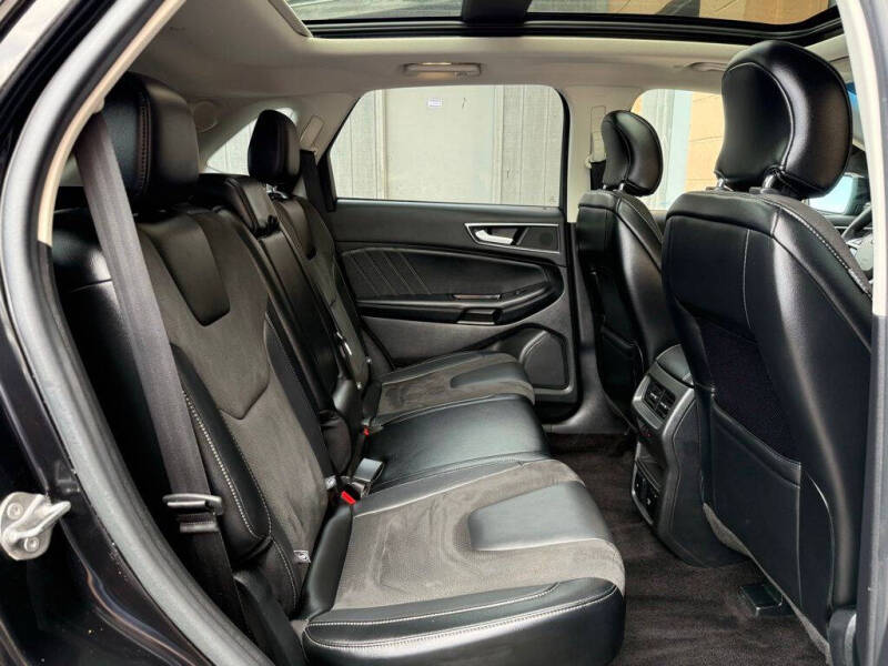 2016 Ford Edge Sport