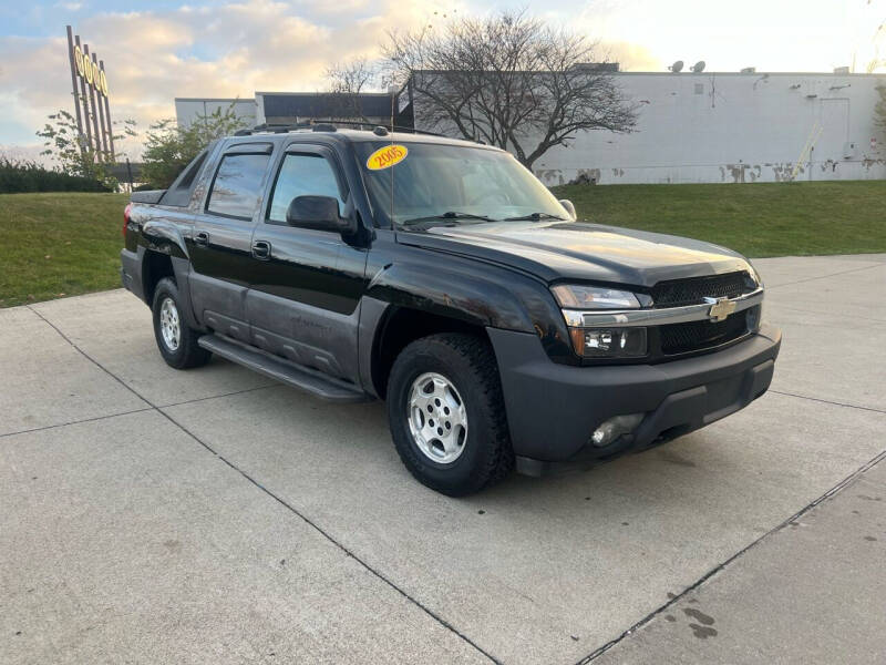 2005 Chevrolet Avalanche for sale at Best Buy Auto Mart in Lexington KY