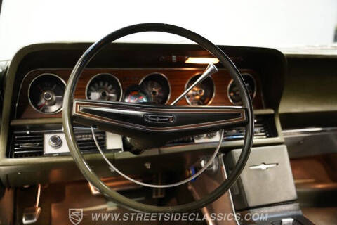 1969 Ford Thunderbird