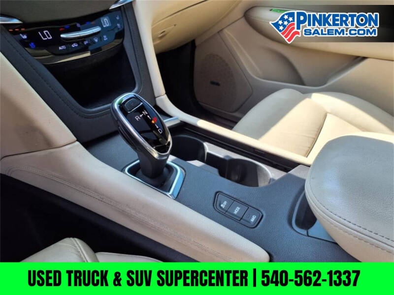 2018 Cadillac XT5 Premium Luxury