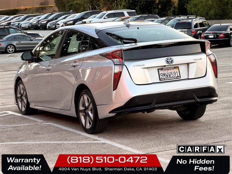 2017 Toyota Prius Three Touring