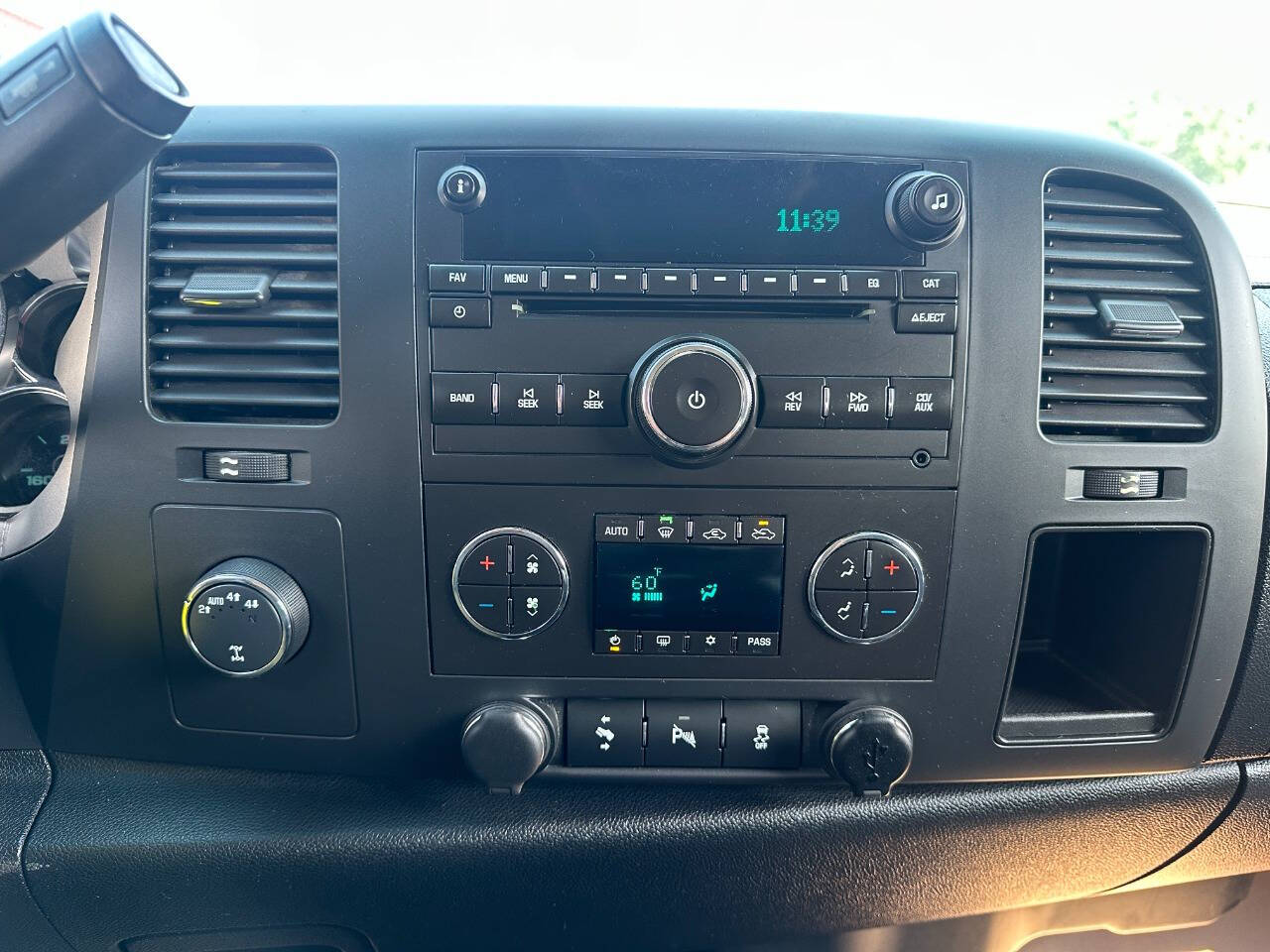 ChevroletSilverado 150037