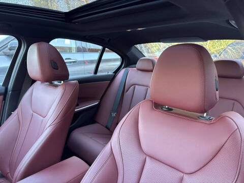 2023 BMW 3 Series 330i xDrive