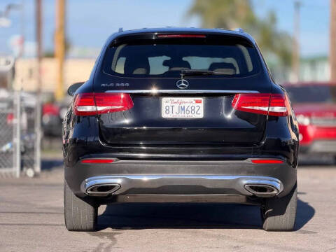 2018 Mercedes-Benz GLC GLC 300