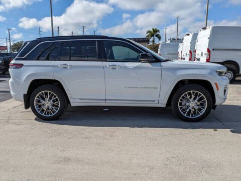 2025 Jeep Grand Cherokee Summit