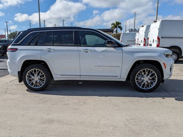 2025 Jeep Grand Cherokee Summit