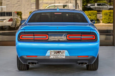 2015 Dodge Challenger SXT Plus