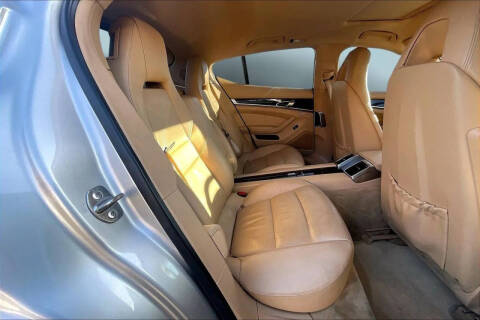 2012 Porsche Panamera
