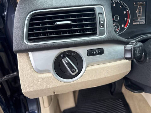 2013 Volkswagen Passat