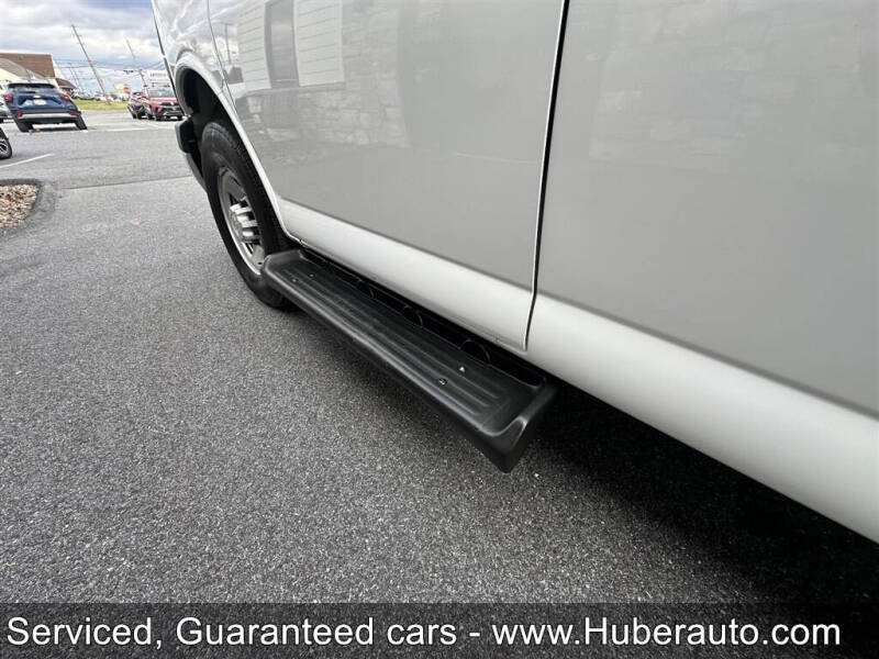 2023 Chevrolet Express LT 3500