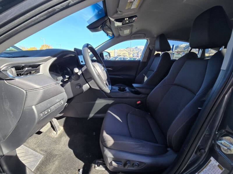 2024 Toyota Venza LE