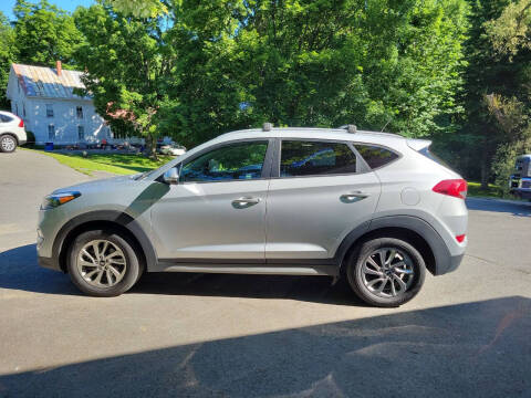 2017 Hyundai Tucson for sale at MICHAEL MOTORS in Farmington ME