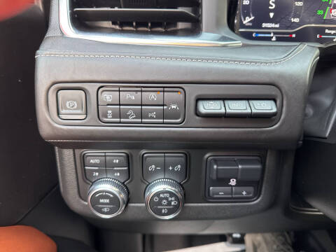 2023 GMC Yukon XL Denali Ultimate