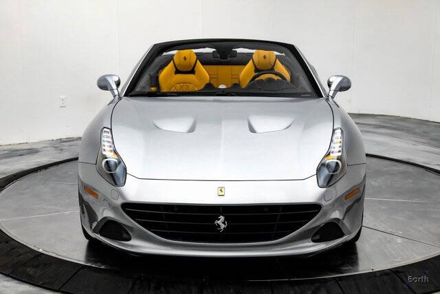 2016 Ferrari California T