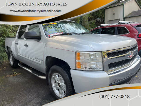 2011 Chevrolet Silverado 1500 for sale at TOWN & COUNTRY AUTO SALES in Cumberland MD