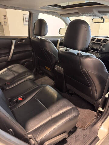 2013 Toyota Highlander Plus
