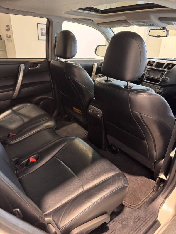 2013 Toyota Highlander Plus