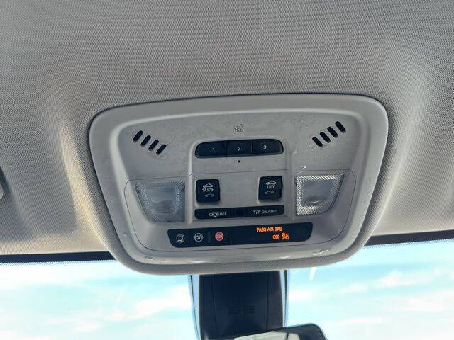 2021 Chevrolet Traverse RS