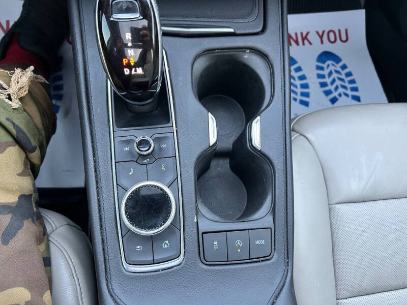 2020 Cadillac XT4 Premium Luxury