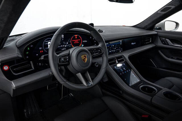 2022 Porsche Taycan Turbo S