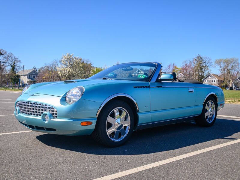 2002 Ford Thunderbird Deluxe