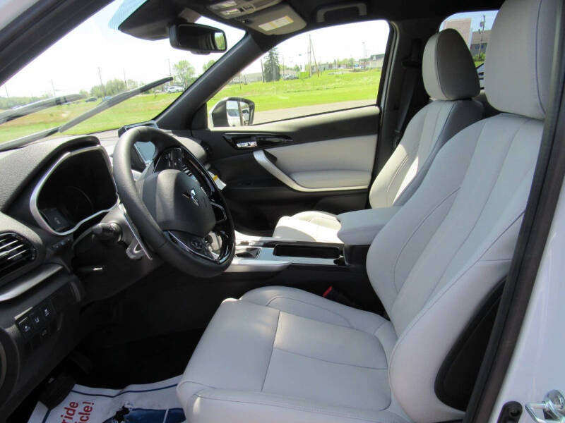 2025 Mitsubishi Eclipse Cross SEL