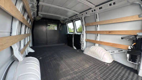 2025 Chevrolet Express 2500