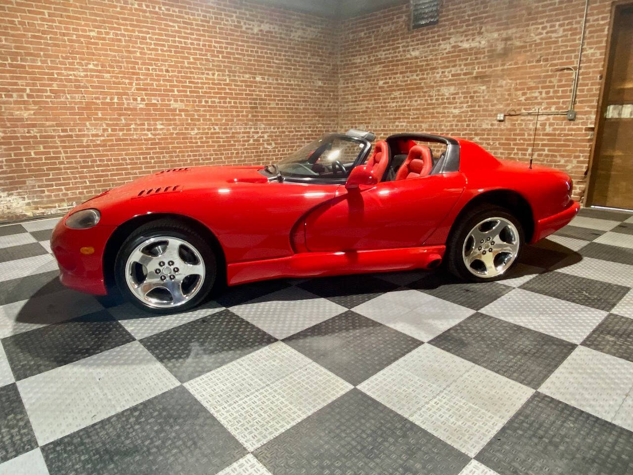 Red 1993 Dodge Viper RT/10 Convertible RT/10 2dr Convertible 2