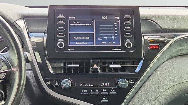 2022 Toyota Camry SE