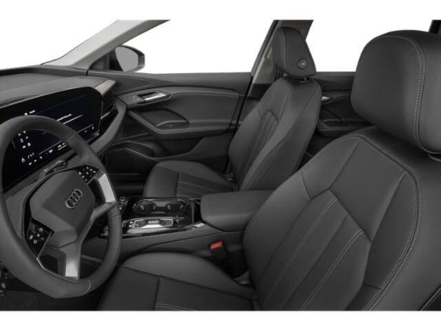 2025 Audi Q6 e-tron quattro Premium Plus