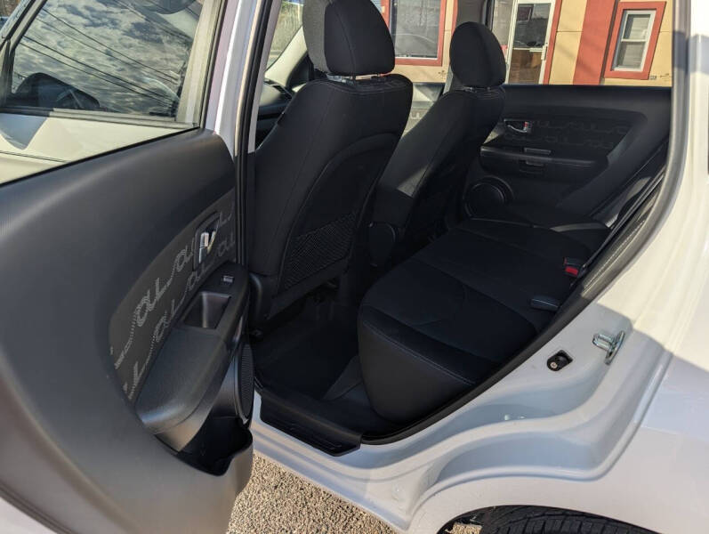 2012 Kia Soul +