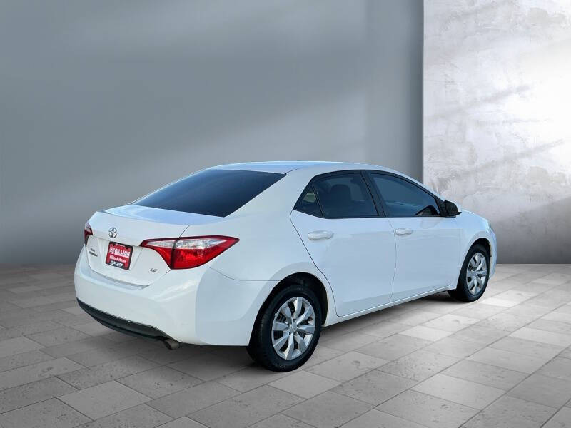 2015 Toyota Corolla LE