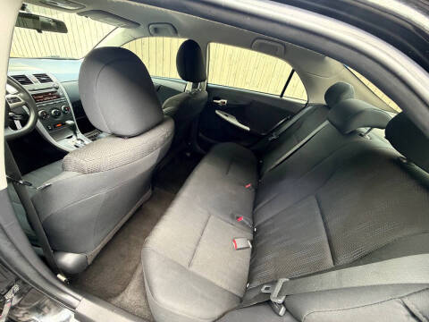 2011 Toyota Corolla S