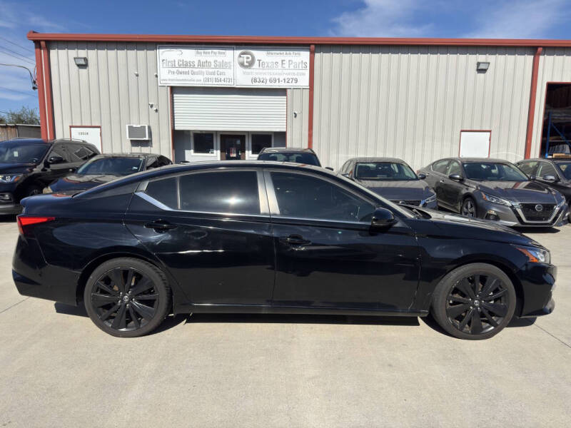 2022 Nissan Altima 2.5 SR