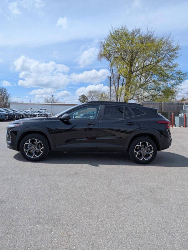 2024 Chevrolet Trax LT